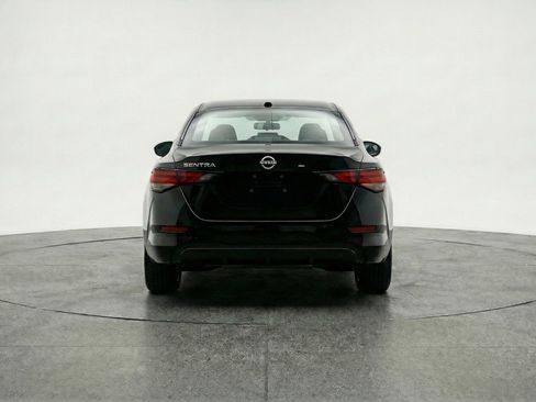 Used 2025 Nissan Sentra SV image 7