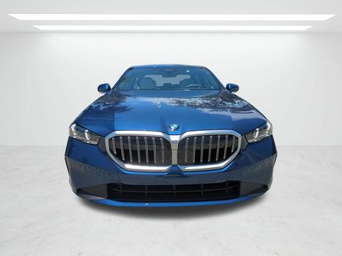 New 2027 BMW 530i RWD image 9