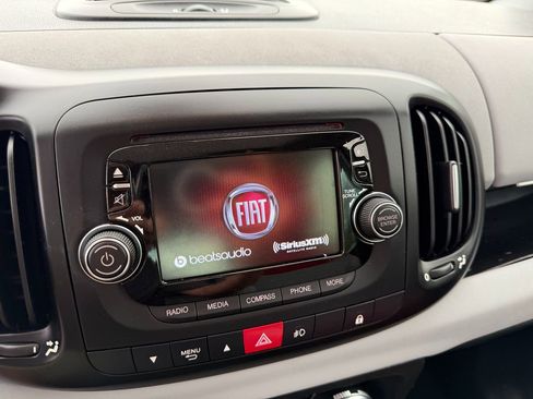 Used 2014 FIAT 500L Easy FWD image 12