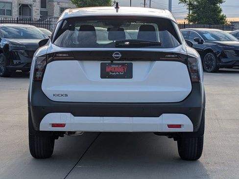 New 2026 Nissan Kicks S FWD image 5