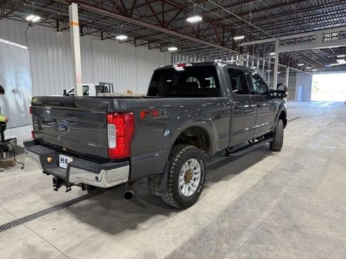 Used 2019 Ford F250 XLT w/ XLT Value Package image 6