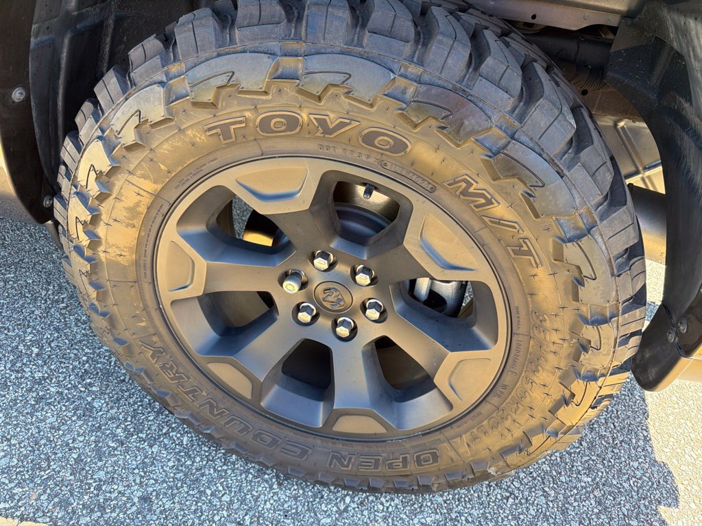 Used 2026 RAM 1500 Big Horn w/ Night Edition AWD/4WD image 5