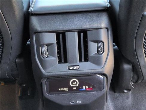 Used 2025 BMW X3 xDrive30 w/ Convenience Package AWD/4WD image 18