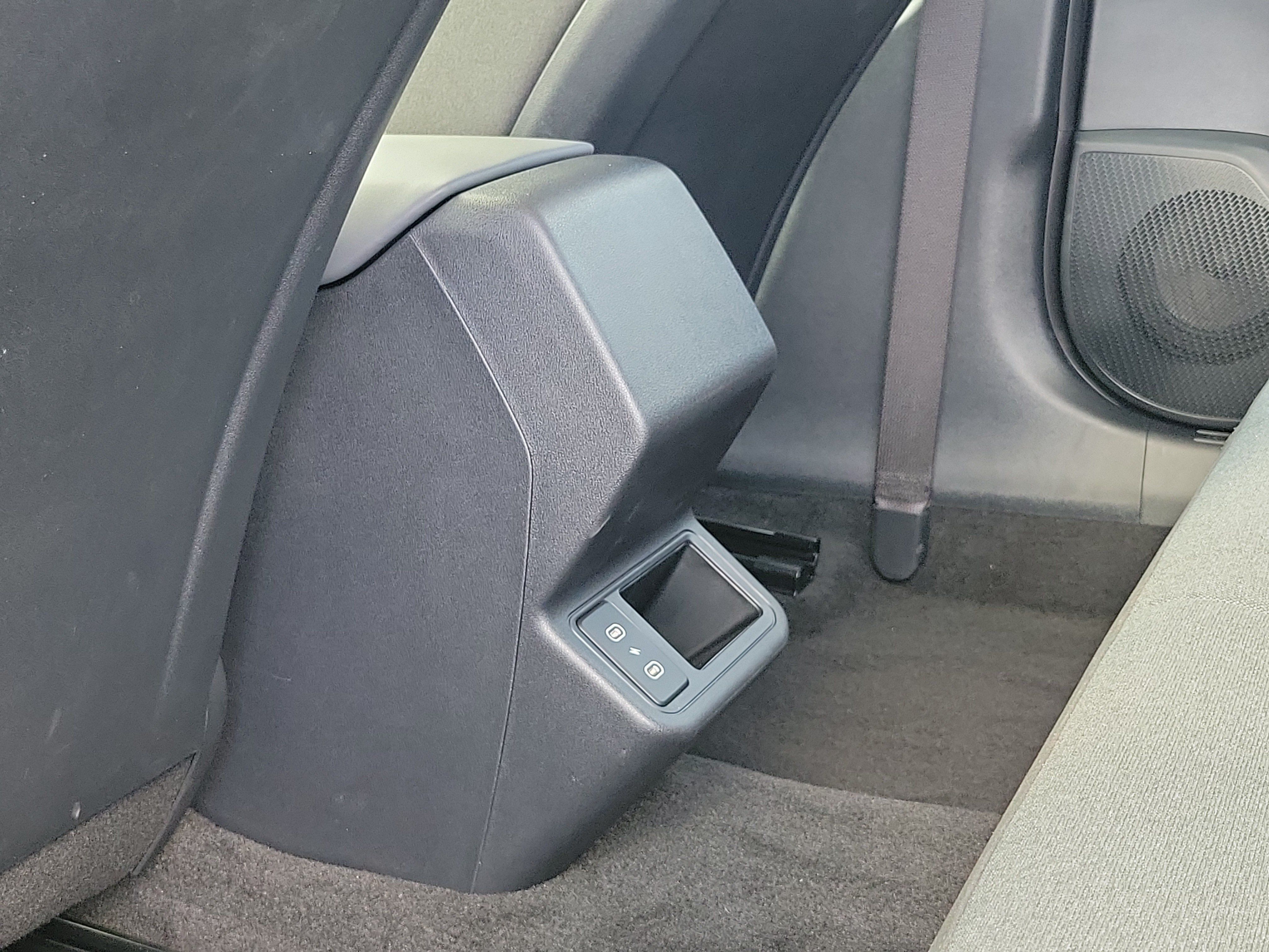 Used 2025 Kia K4 FWD image 16