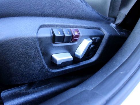 Used 2016 BMW 340i Sedan image 11