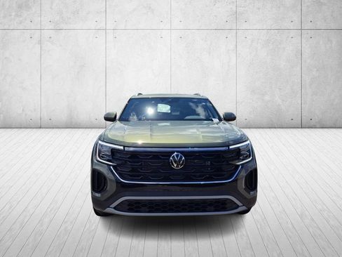 New 2026 Volkswagen Atlas Cross Sport SE image 2