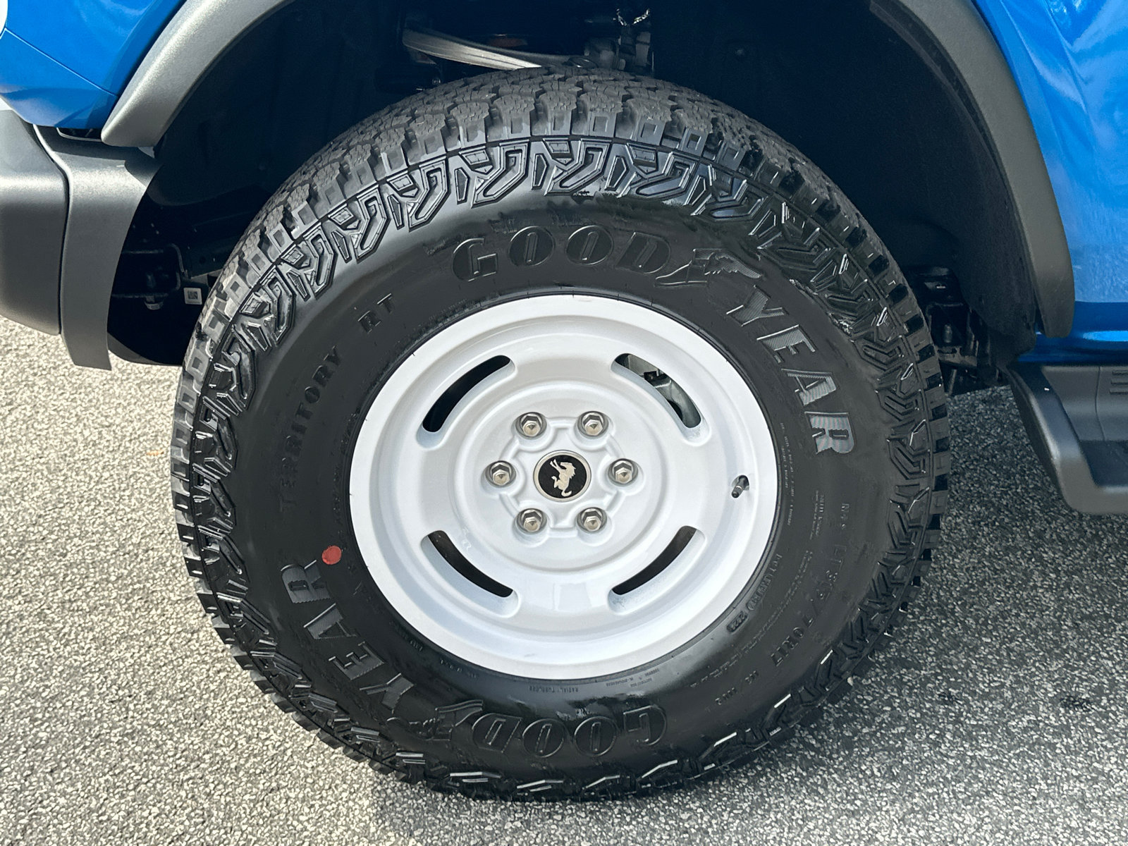 New 2026 Ford Bronco Heritage Edition AWD/4WD image 12