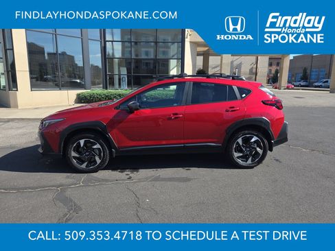 Used 2024 Subaru Crosstrek 2.5i Limited AWD/4WD image 2