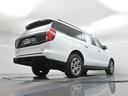 Certified 2025 Ford Expedition Max Active image 50