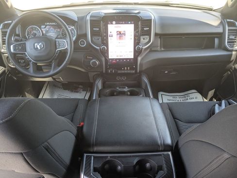 Used 2025 RAM 1500 Big Horn RWD image 32