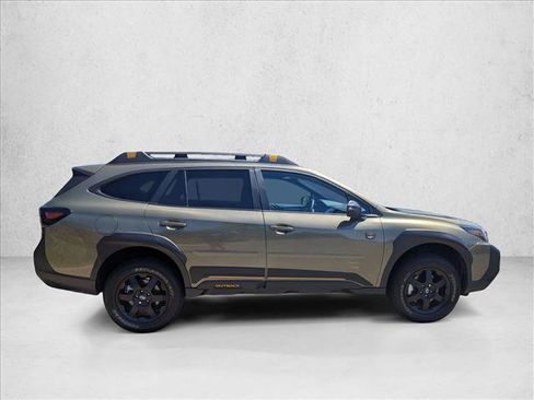 Used 2025 Subaru Outback Wilderness AWD/4WD image 4