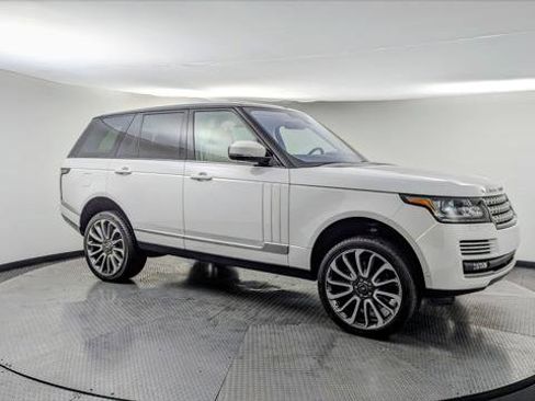 Used 2016 Land Rover Range Rover Supercharged image 10