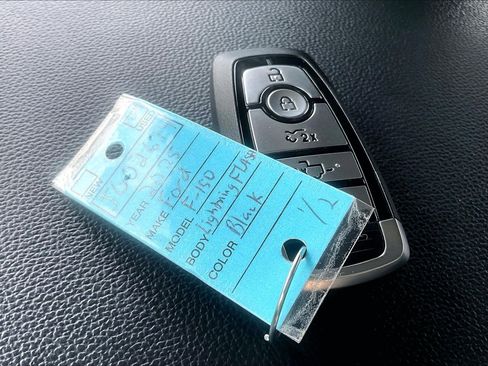 Used 2025 Ford F150 Lightning Flash AWD/4WD image 10