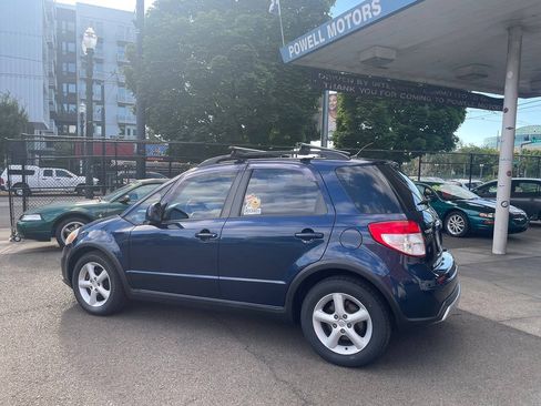 Used 2008 Suzuki SX4 AWD Hatchback image 28