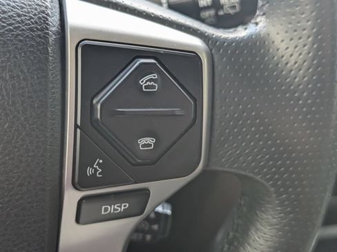 Used 2018 Toyota 4Runner SR5 Premium AWD/4WD image 13