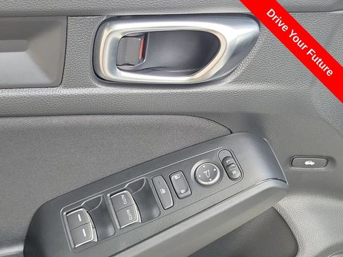 Used 2025 Honda Civic Sport image 16