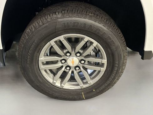 New 2026 Chevrolet Colorado LT image 33