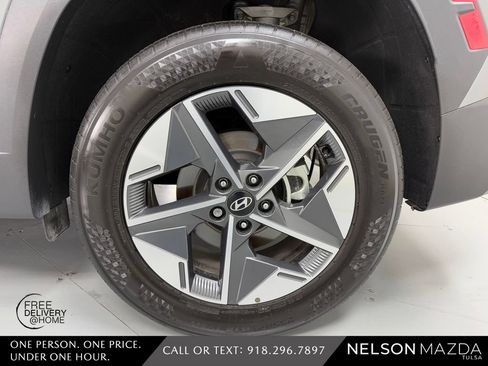 Used 2025 Hyundai Tucson SEL image 12