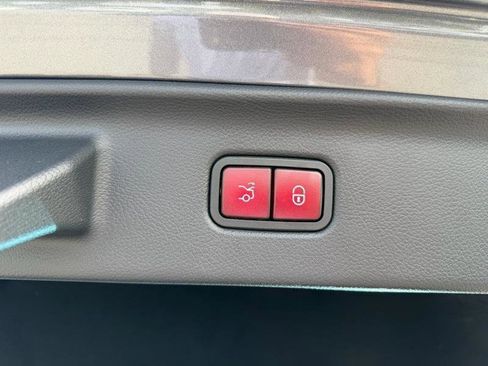 Used 2023 Mercedes-Benz S 580 4MATIC Sedan image 43