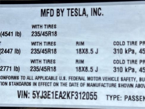 Used 2019 Tesla Model 3 Standard Range RWD image 25