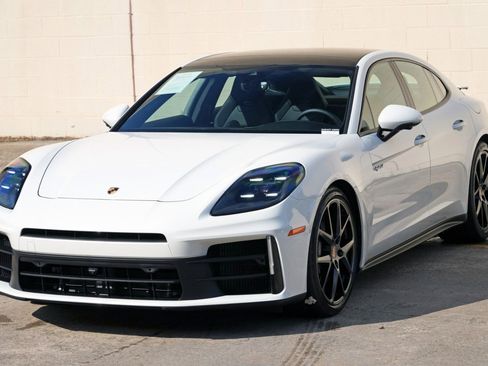 Used 2025 Porsche Panamera 4 AWD/4WD image 55