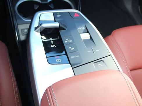 New 2026 BMW X2 xDrive28i w/ Technology Package image 13