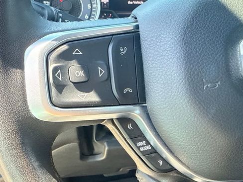 Used 2025 RAM 1500 Big Horn AWD/4WD image 18