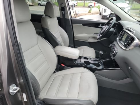 Used 2017 Kia Sorento SX AWD/4WD image 21