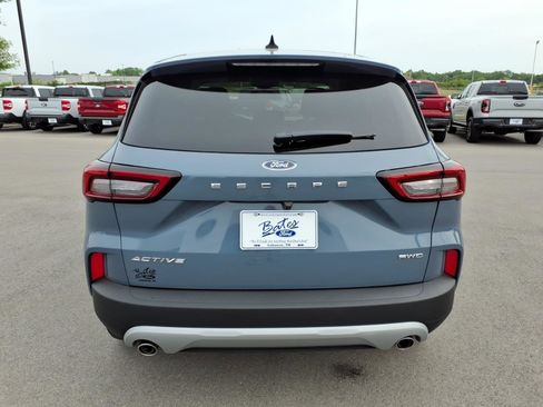 Used 2026 Ford Escape Active w/ Cold Weather Package AWD/4WD image 4