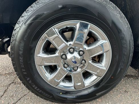 Used 2013 Ford F150 XLT w/ XLT Chrome Pkg image 18