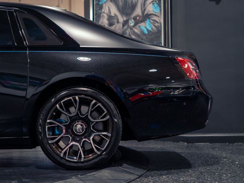 Used 2023 Rolls-Royce Ghost Black Badge AWD/4WD image 3