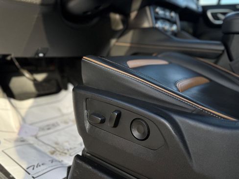 Certified 2022 GMC Yukon XL AT4 w/ Max Trailering Package image 16