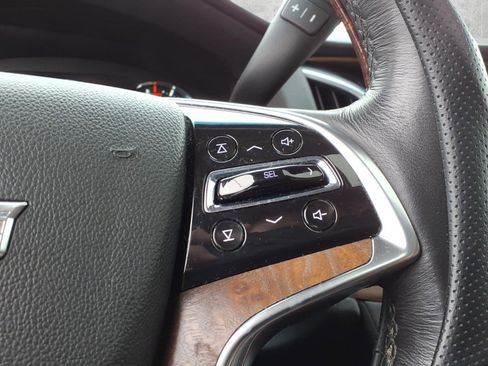 Used 2019 Cadillac Escalade Premium Luxury AWD/4WD image 25
