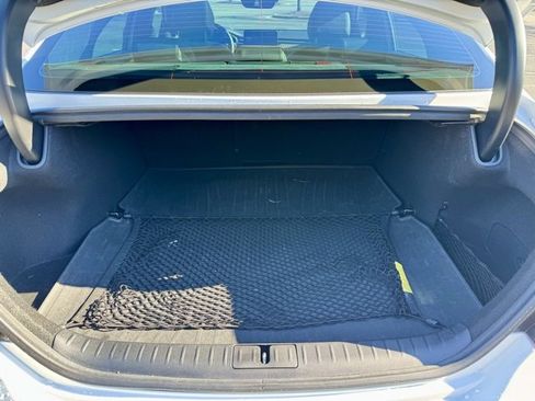 Used 2023 Genesis G70 3.3T w/ Sport Prestige Package image 17