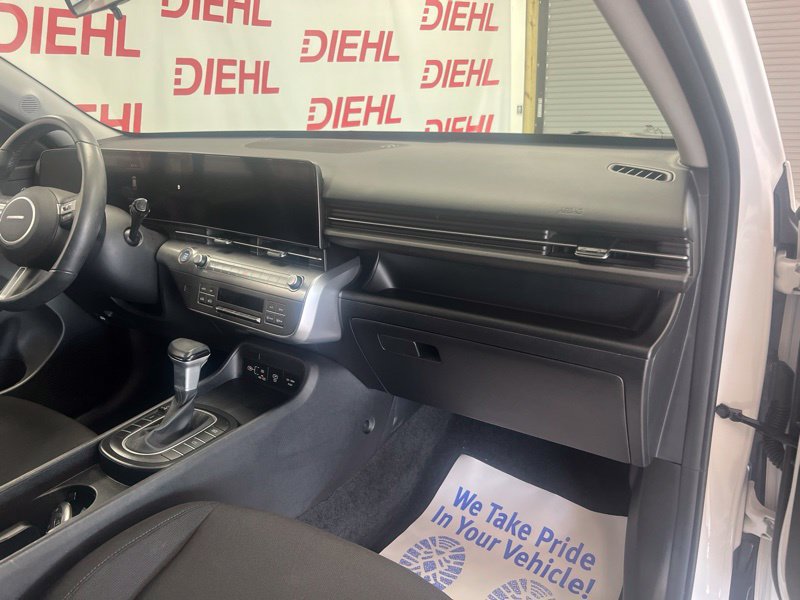 Used 2024 Hyundai Kona SEL AWD/4WD image 13