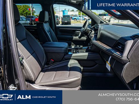 New 2026 Chevrolet Suburban Premier RWD image 21
