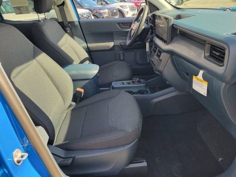 New 2025 Ford Maverick XL image 12