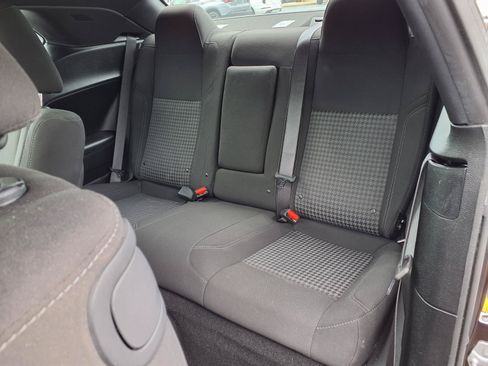 Used 2023 Dodge Challenger SXT RWD image 26
