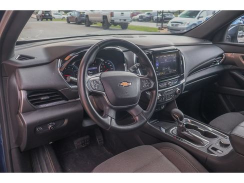Used 2023 Chevrolet Traverse LT AWD/4WD image 13