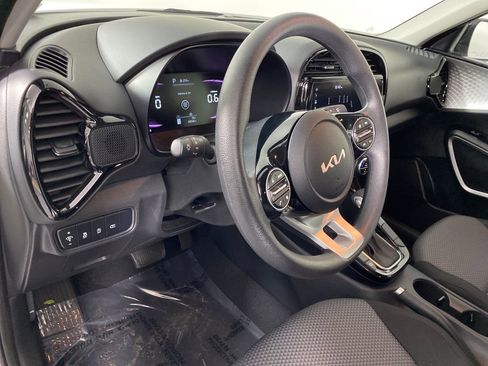 Certified 2023 Kia Soul S image 10