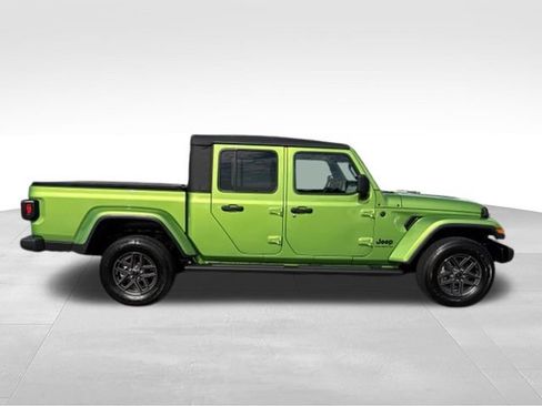 Used 2025 Jeep Gladiator Sport AWD/4WD image 20