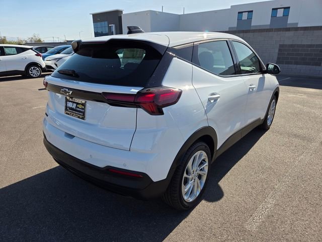 New 2027 Chevrolet Bolt LT w/ Comfort Package FWD image 4