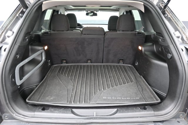 Used 2015 Jeep Cherokee Latitude w/ Comfort/Convenience Group FWD image 33
