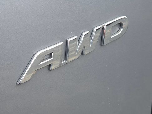 Used 2020 Honda CR-V LX image 3