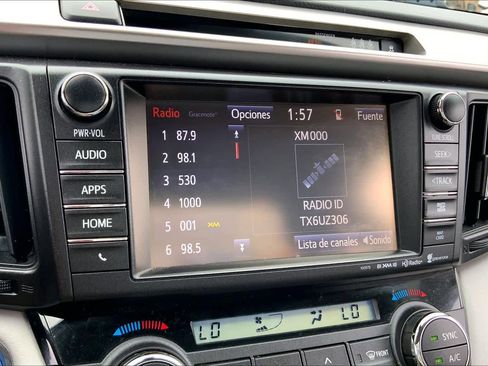 Used 2018 Toyota RAV4 XLE image 32