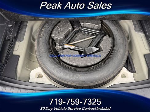 Used 2021 Toyota RAV4 XLE AWD/4WD image 25