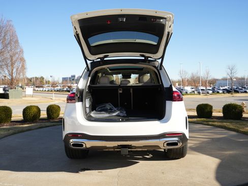 New 2026 Mercedes-Benz GLE 450 4MATIC image 17