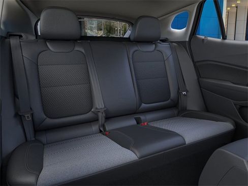 New 2026 Chevrolet Trax LT w/ Driver Confidence Package image 17