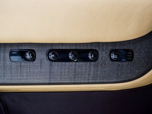 Used 2020 Rolls-Royce Cullinan image 34