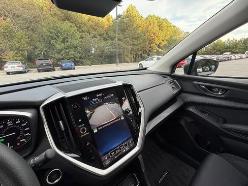 Used 2025 Subaru Ascent Premium image 27